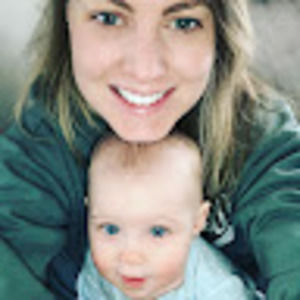 Meet your Posher, Caitlin